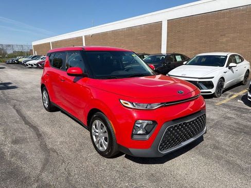 Used 2020 Kia Soul LX FWD image 11