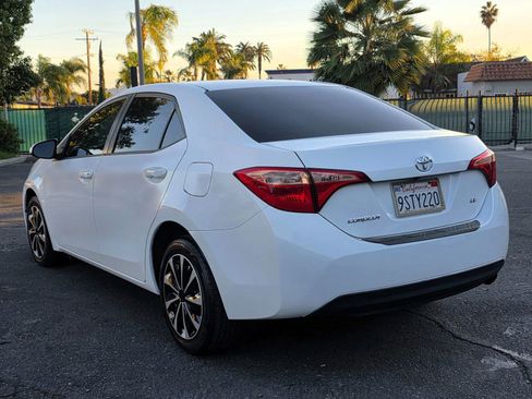 Used 2017 Toyota Corolla SE image 4