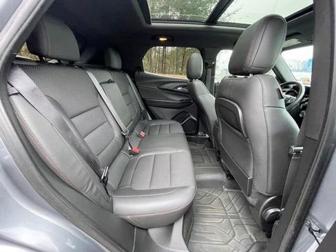Used 2021 Chevrolet TrailBlazer RS w/ Sun and Liftgate Package image 24