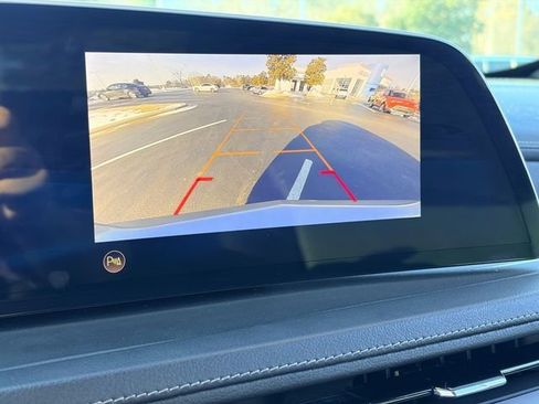 Used 2024 Cadillac XT4 Premium Luxury image 24