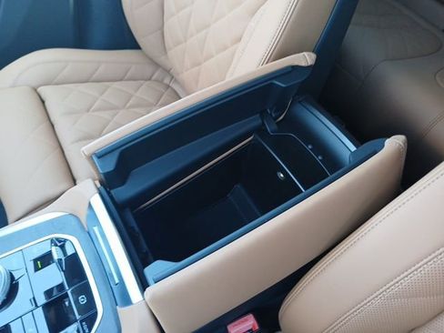 New 2026 BMW X5 xDrive50e image 24