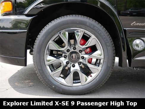 New 2025 GMC Savana 2500 Extended w/ Driver Convenience Package image 9