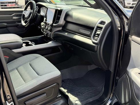 Used 2022 RAM 1500 Big Horn AWD/4WD image 31