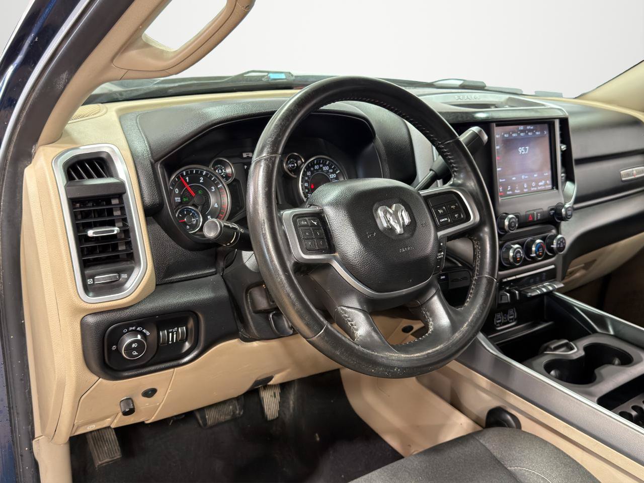 Used 2019 RAM 3500 Lone Star AWD/4WD image 10