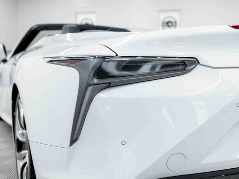 Used 2021 Lexus LC 500 Convertible w/ Touring Package RWD image 30