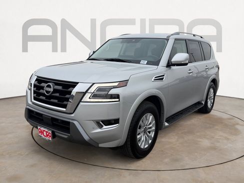 Used 2023 Nissan Armada SV image 7
