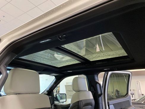 New 2023 Ford F150 Lightning Platinum image 14