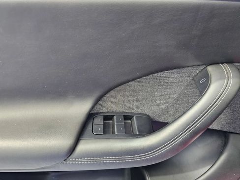 Used 2023 Tesla Model S AWD/4WD image 13