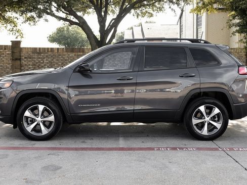 Used 2022 Jeep Cherokee Limited image 20