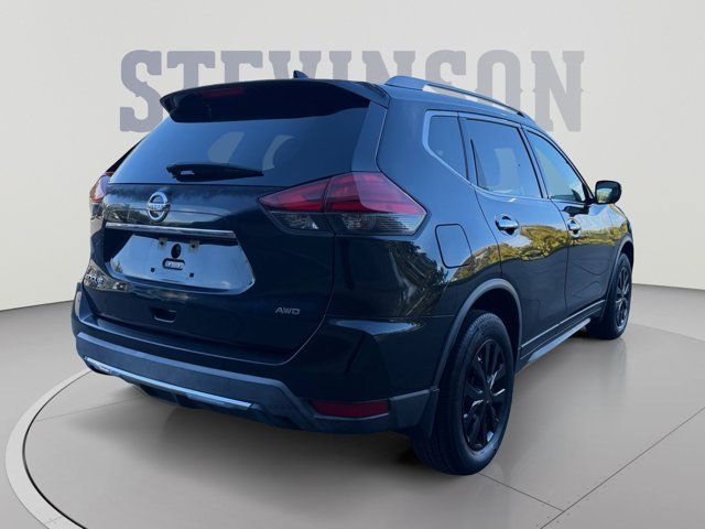 Used 2017 Nissan Rogue S w/ S Appearance Package AWD/4WD image 5