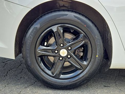 Used 2021 Chevrolet Malibu LS FWD image 10