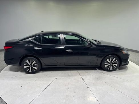 Used 2021 Nissan Altima 2.5 SV AWD/4WD image 6