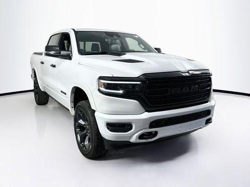 Used 2023 RAM 1500 Limited AWD/4WD image 3