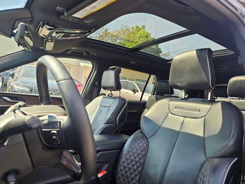 Used 2022 Jeep Grand Cherokee L Summit w/ Advanced Protech Group IV AWD/4WD image 25