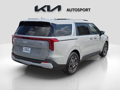 New 2026 Kia Carnival EX image 8