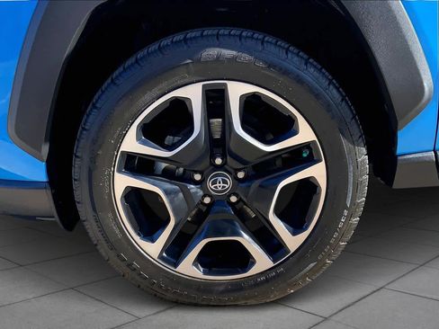 Used 2019 Toyota RAV4 Adventure image 10