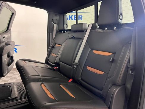Certified 2025 GMC Sierra 1500 AT4 w/ AT4 Premium Package AWD/4WD image 15