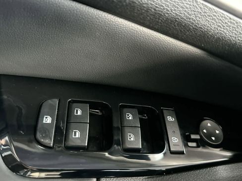 Used 2023 Kia Sportage EX FWD image 17