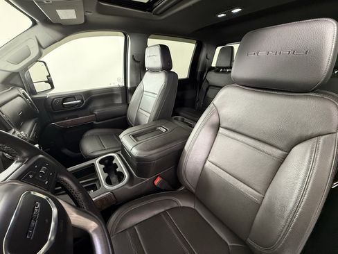 Used 2022 GMC Sierra 2500 Denali image 35