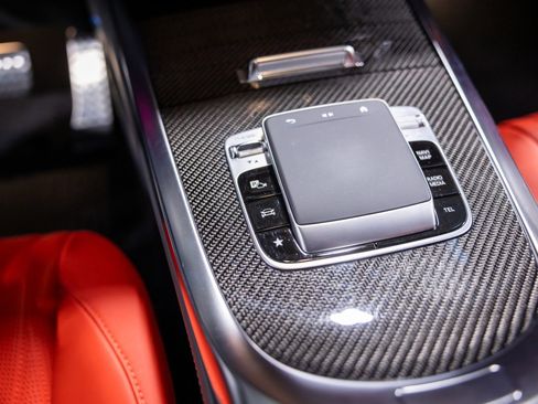Used 2025 Mercedes-Benz G 63 AMG 4MATIC image 44