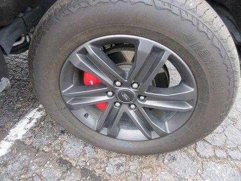 Used 2023 Ford F150 Lariat w/ Equipment Group 502A High image 41