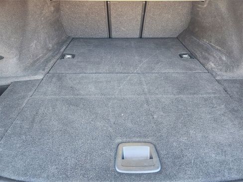 Used 2023 BMW 530e xDrive image 33