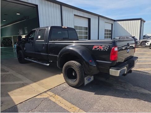 Used 2016 Ford F350 Lariat w/ Lariat Ultimate Package image 4