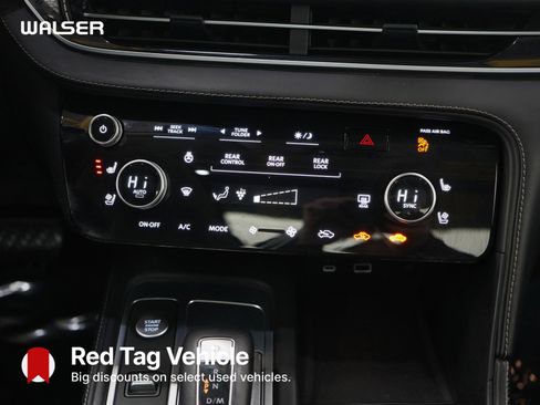 Used 2024 INFINITI QX60 Sensory AWD/4WD image 18