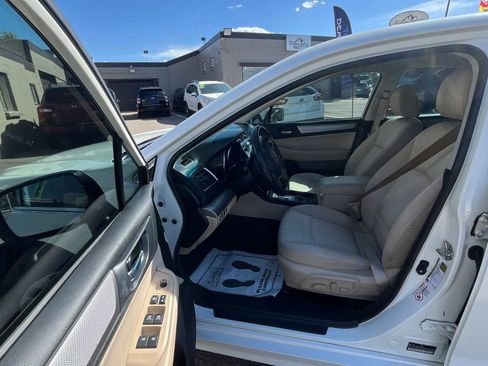 Used 2017 Subaru Legacy 2.5i Premium AWD/4WD image 18