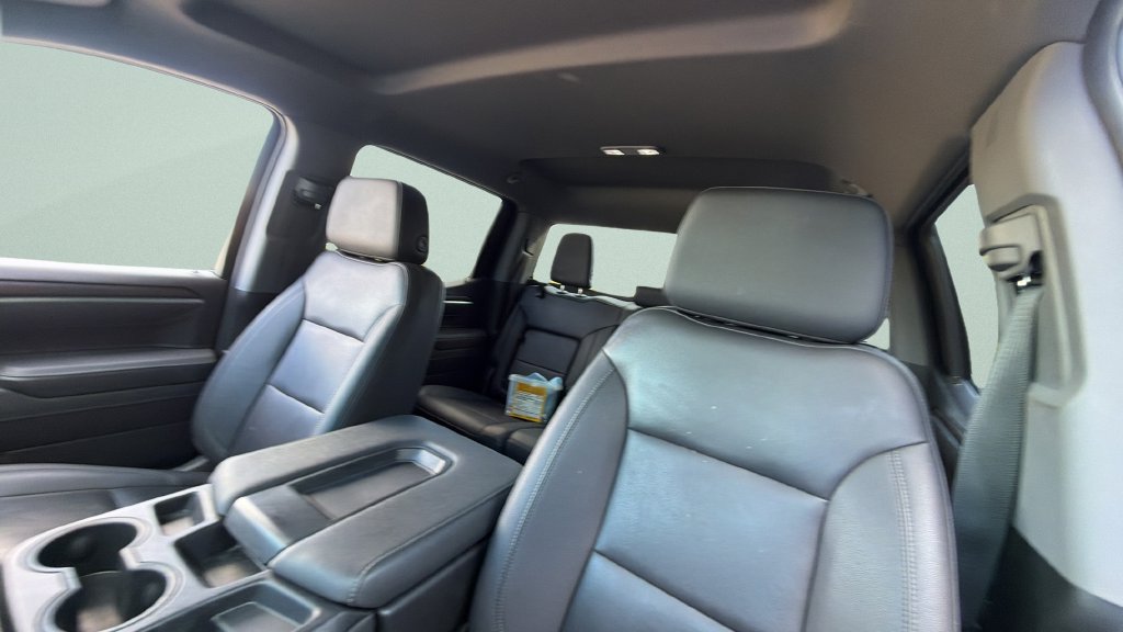 Used 2026 GMC Sierra 1500 SLT RWD image 18