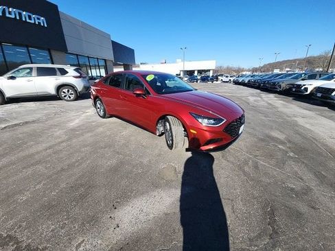 Used 2023 Hyundai Sonata SEL image 3
