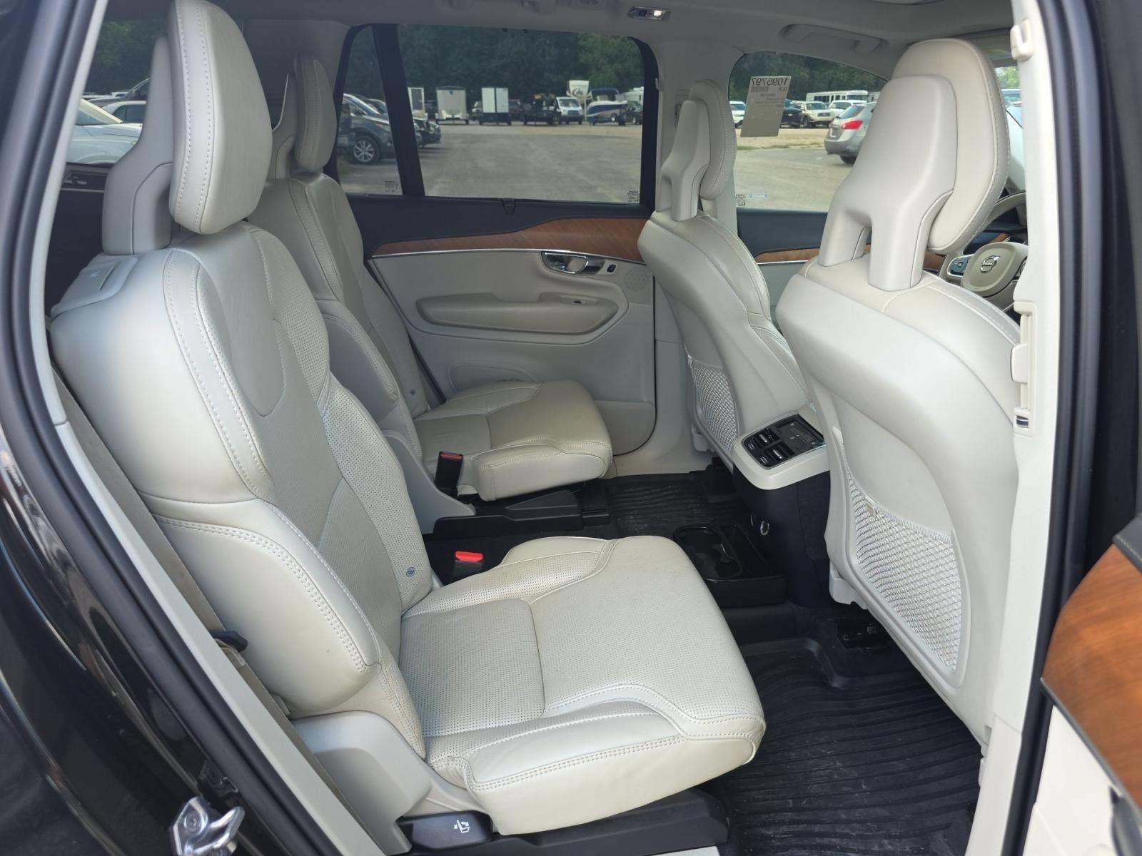 Used 2020 Volvo XC90 T6 Inscription w/ Protection Package Premier AWD/4WD image 11