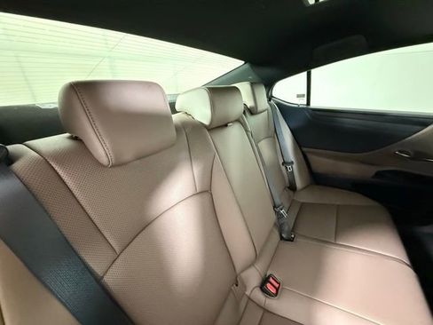 New 2025 Lexus ES 350 w/ Premium Package image 27
