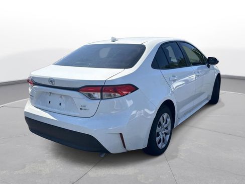 Used 2026 Toyota Corolla LE FWD image 6