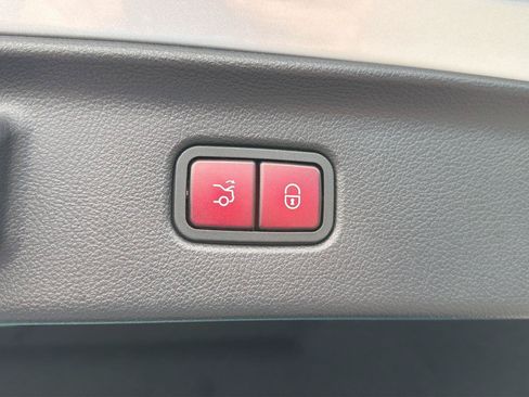 Used 2022 Mercedes-Benz S 580 4MATIC Sedan image 33