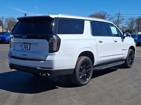 New 2026 Chevrolet Suburban Premier w/ Sun And Tow Package AWD/4WD image 12