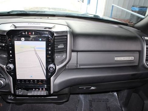 Used 2024 RAM 2500 Big Horn w/ Safety Group image 27