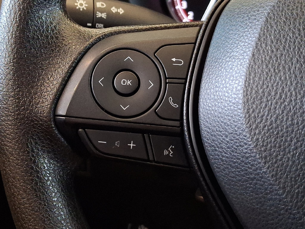 Used 2023 Toyota RAV4 LE FWD image 22
