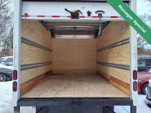 Used 2023 Mercedes-Benz Sprinter 3500 image 9