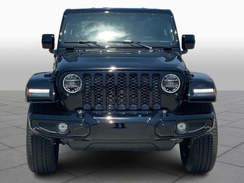 Used 2022 Jeep Gladiator Overland AWD/4WD image 7