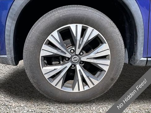 Used 2022 Nissan Rogue SV AWD/4WD image 8