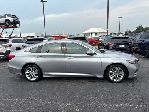 Used 2019 Honda Accord LX image 2
