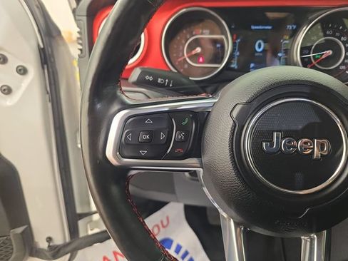 Used 2021 Jeep Wrangler Unlimited Rubicon w/ LED Lighting Group AWD/4WD image 29