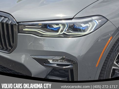 Used 2021 BMW X7 M50i AWD/4WD image 12