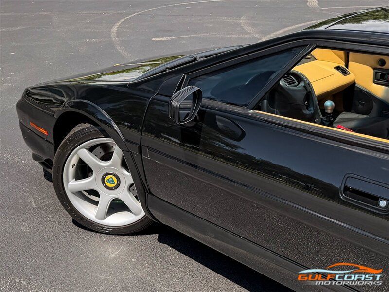 Used 2001 Lotus Esprit RWD image 38