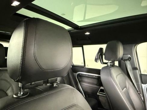 Certified 2024 Land Rover Defender 130 S image 33