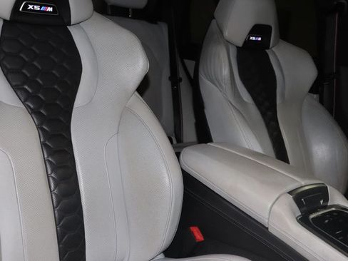 Used 2020 BMW X5 M Competition w/ Executive Package AWD/4WD image 15