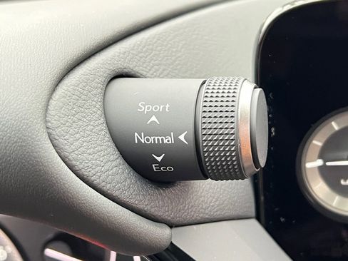 New 2025 Lexus ES 350 Ultra Luxury image 26