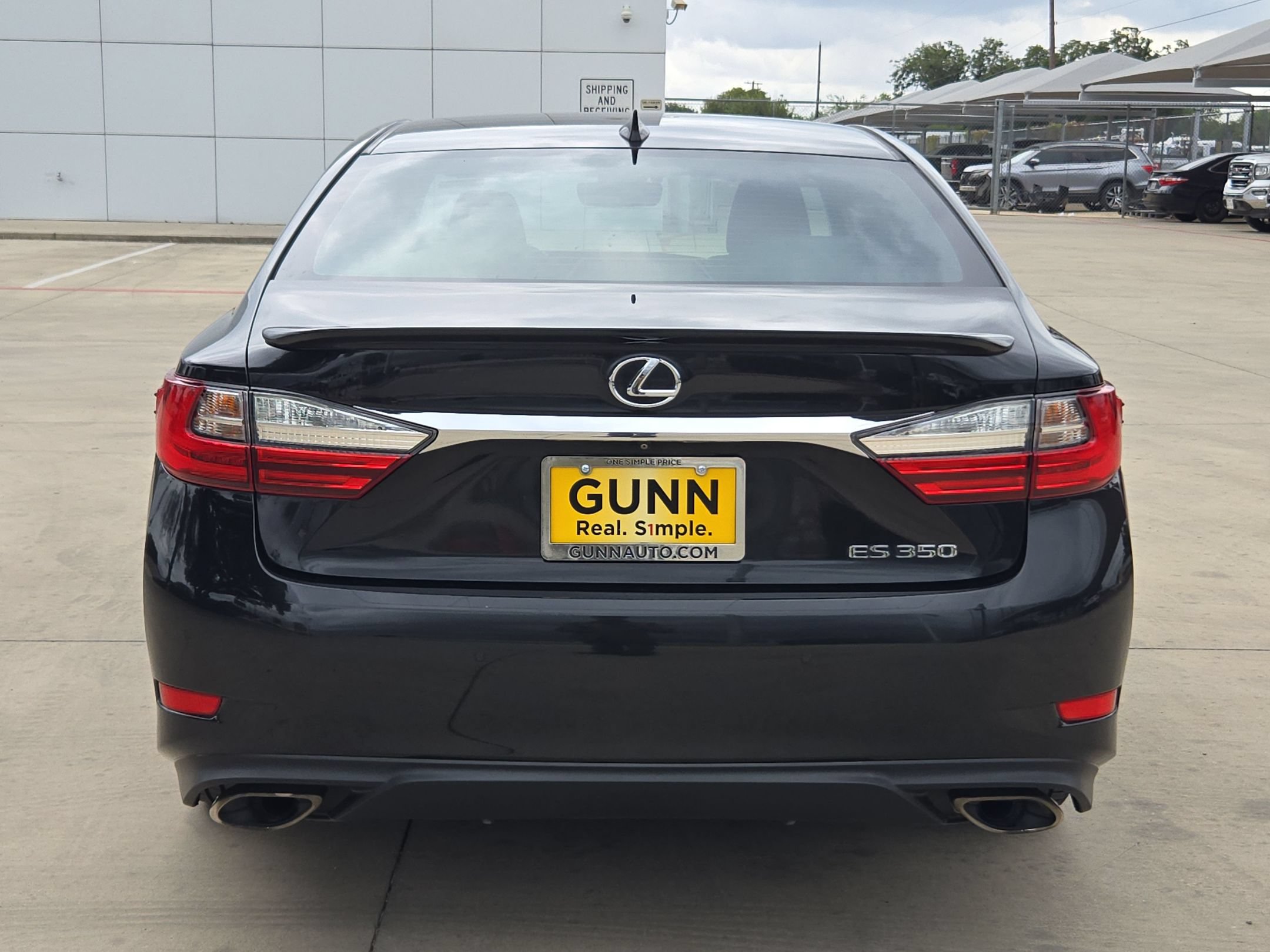 Used 2018 Lexus ES 350 w/ Luxury Package w/Wood Trim FWD image 4
