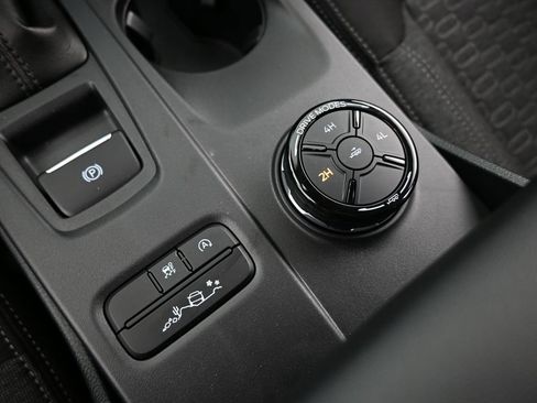 New 2025 Ford Ranger XLT w/ FX4 Off-Road Package image 21